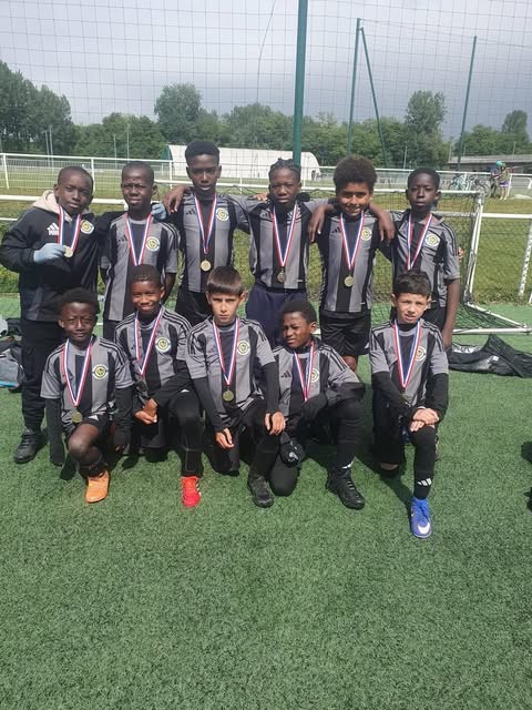 La fierté du collectif — photo publiée par le Racing Club de Villiers-sur-Marne